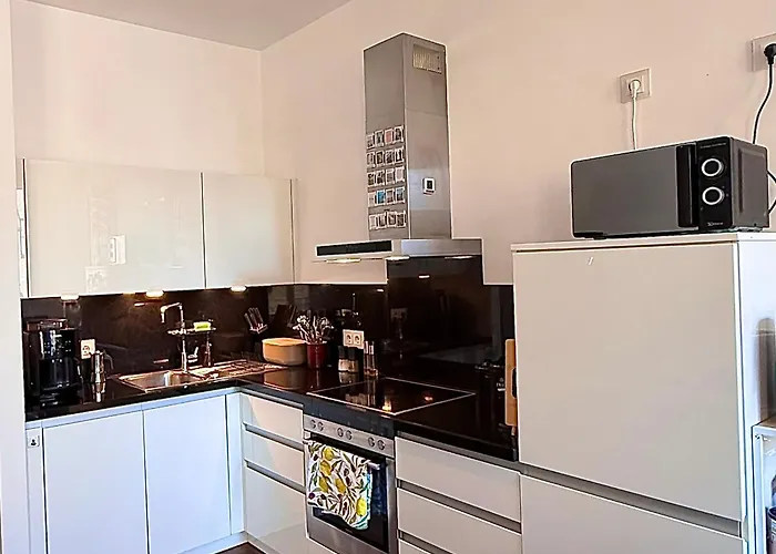 Marienplatz Design - Historic Center Apartment